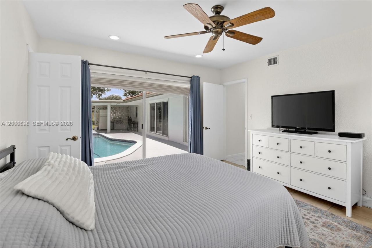 292 SW 52nd Ave, Plantation, FL 33317 Photo