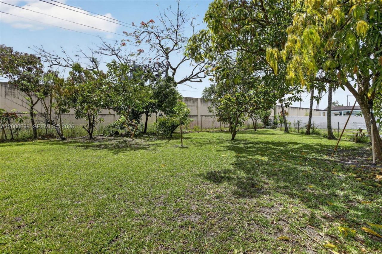 292 SW 52nd Ave, Plantation, FL 33317 Photo