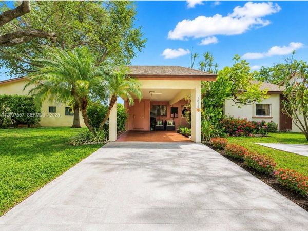 1815 Tamarind Ln , Coconut Creek, FL 33063