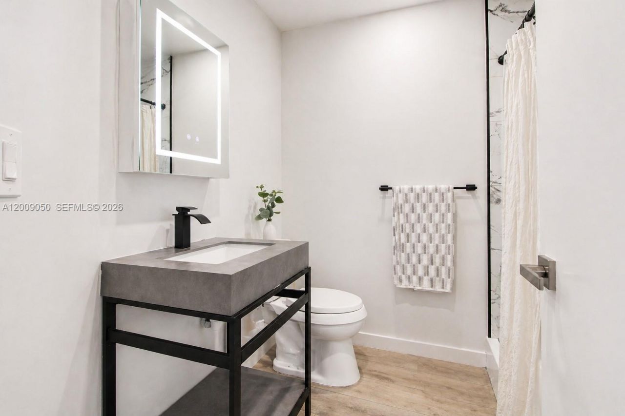 1441 NW 126th Way, Sunrise, FL 33323 Photo