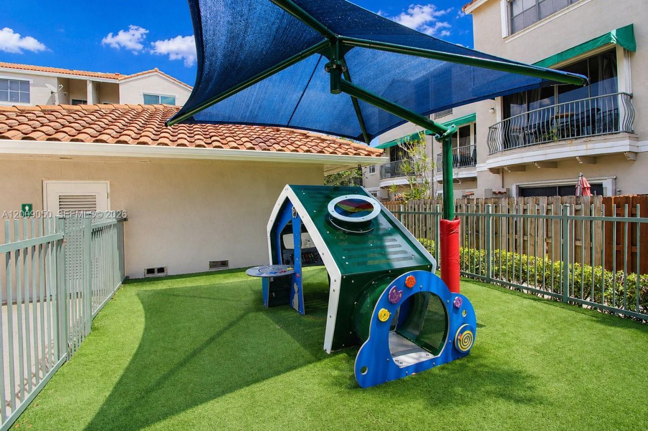 1441 NW 126th Way, Sunrise, FL 33323 Photo