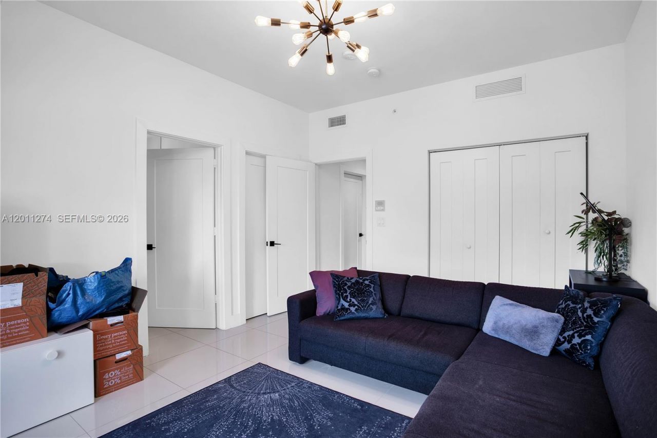 87 N Shore Dr , Miami Beach, FL 33141 Photo