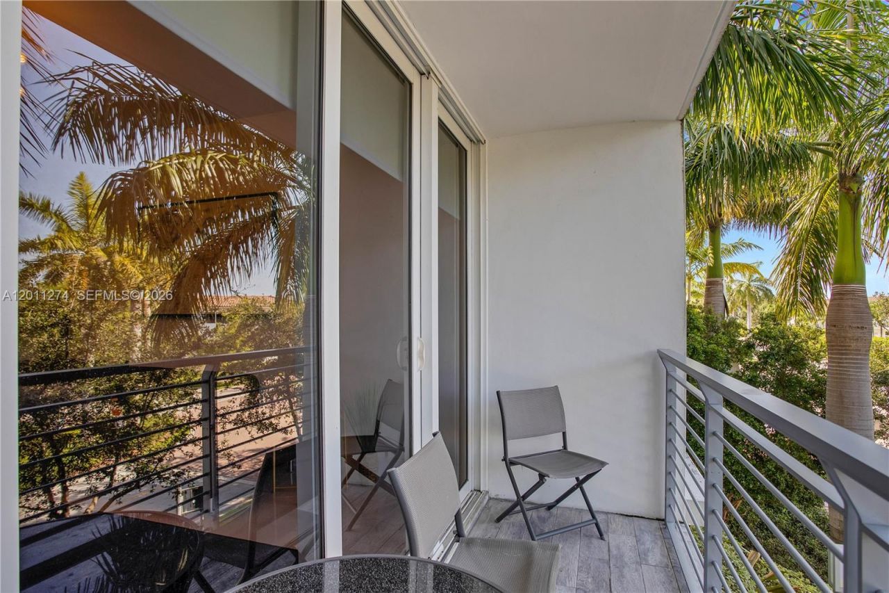 87 N Shore Dr , Miami Beach, FL 33141 Photo