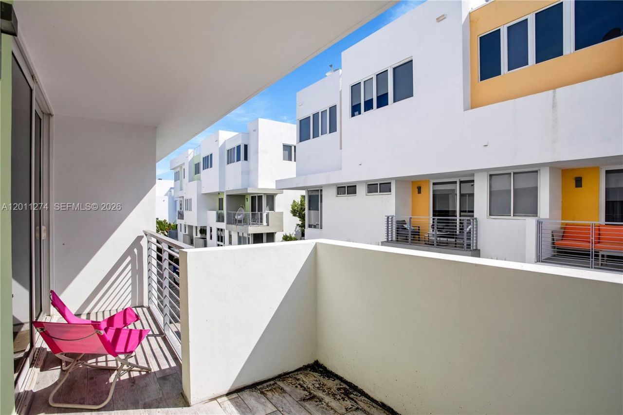 87 N Shore Dr , Miami Beach, FL 33141 Photo