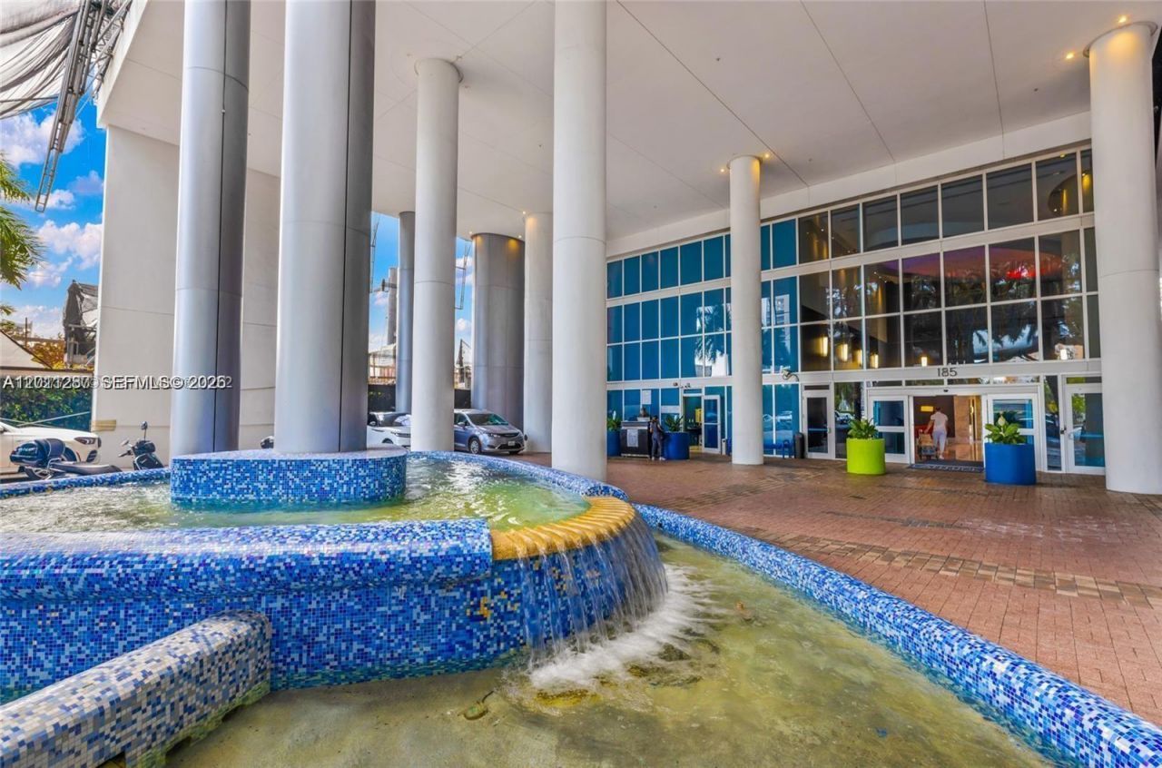 185 SW 7th St , Unit 3800, Miami, FL 33130 Photo