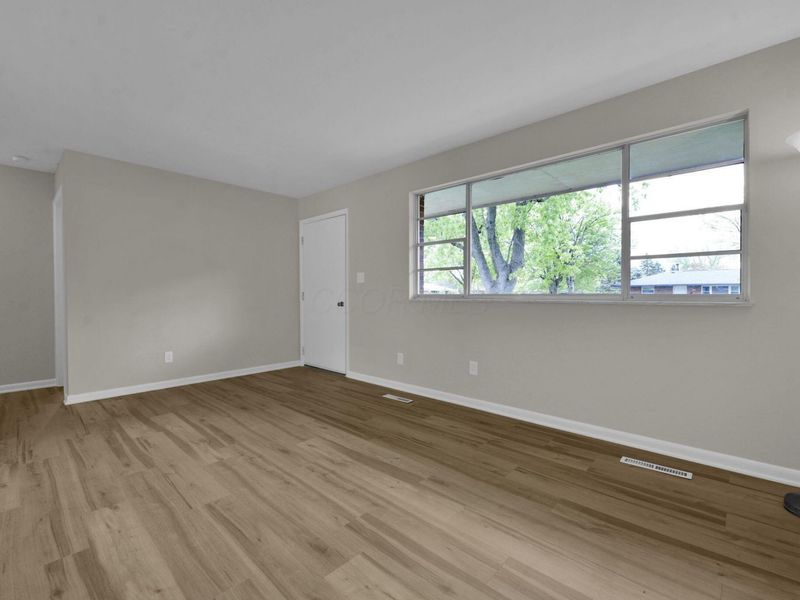 1169-1171 Eastfield Road, Columbus, OH 43085 Photo 6