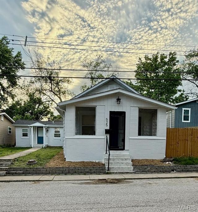 525 N Adams Street , Saint Louis, MO 63028 Main Photo