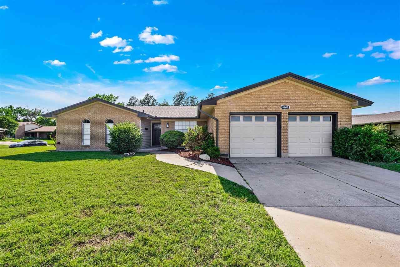 6943 NW Eisenhower Dr, Lawton, OK 73505 Main Photo