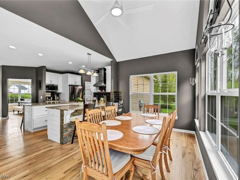 525 Caledonia Drive, Wadsworth, OH 44281 Photo 12