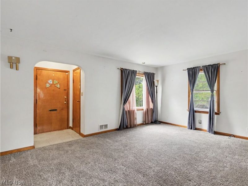 717 Columbia Avenue , Akron, OH 44310 Photo 5
