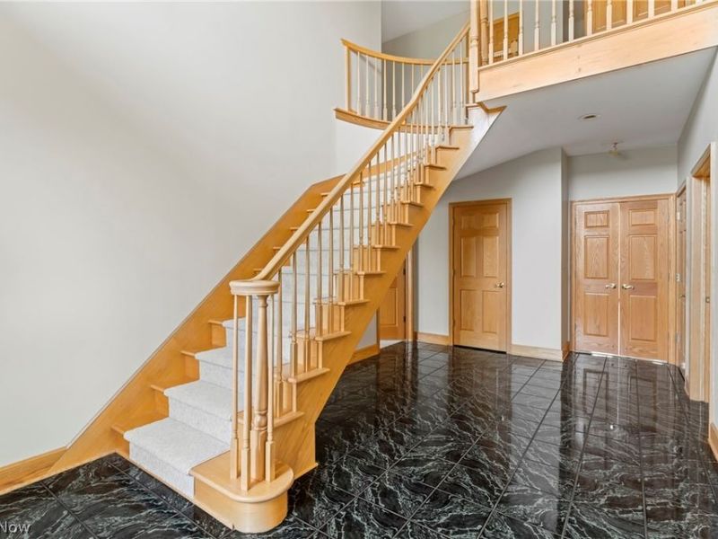 6065 Saint Elia Court, Canfield, OH 44406 Photo 2