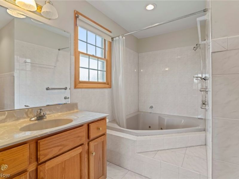 6065 Saint Elia Court, Canfield, OH 44406 Photo 23