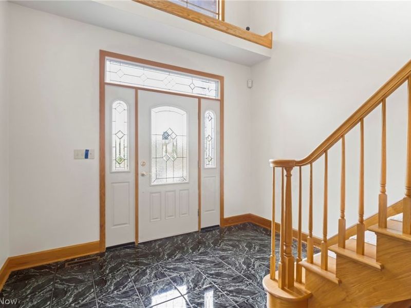 6065 Saint Elia Court, Canfield, OH 44406 Photo 3