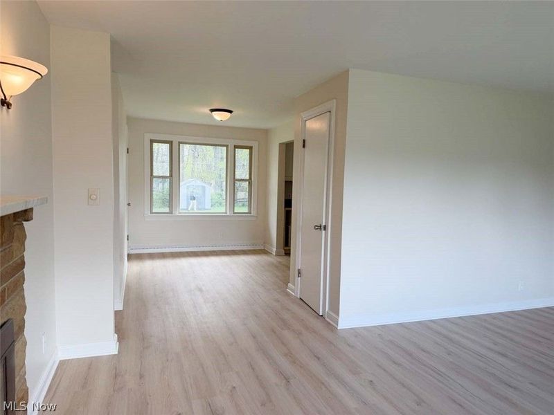 1290 Parkway Boulevard, Alliance, OH 44601 Photo 13