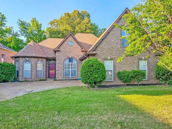 7672 N BROOKWATER CV, Memphis, TN 38125