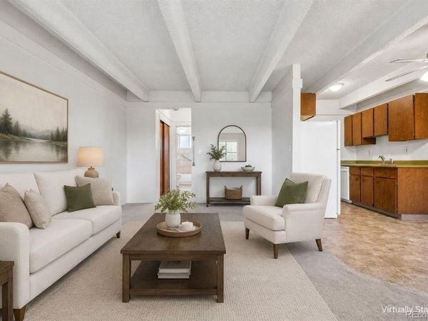 800 W Belleview Avenue, Unit 306, Englewood, CO 80110