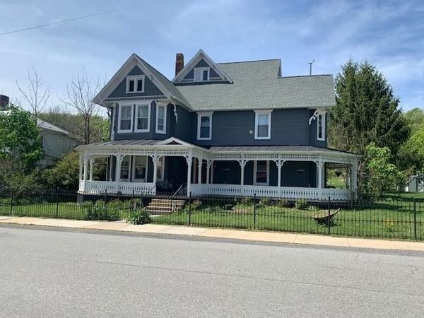 202 SPRUCE ST, MONTEREY, VA 24465