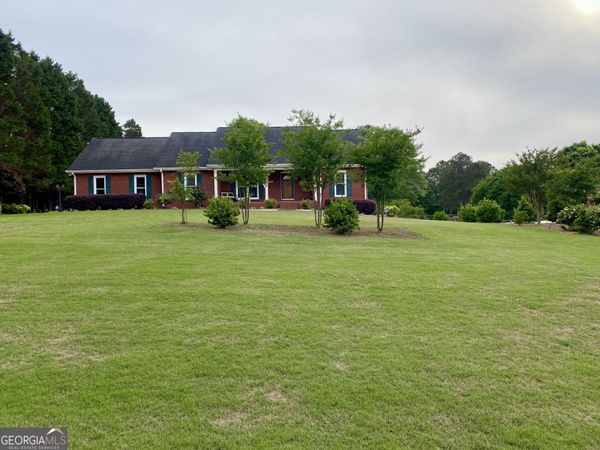 2822 Green Road, Loganville, GA 30052