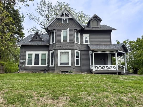 1202 Adams Street , Davenport, IA 52803