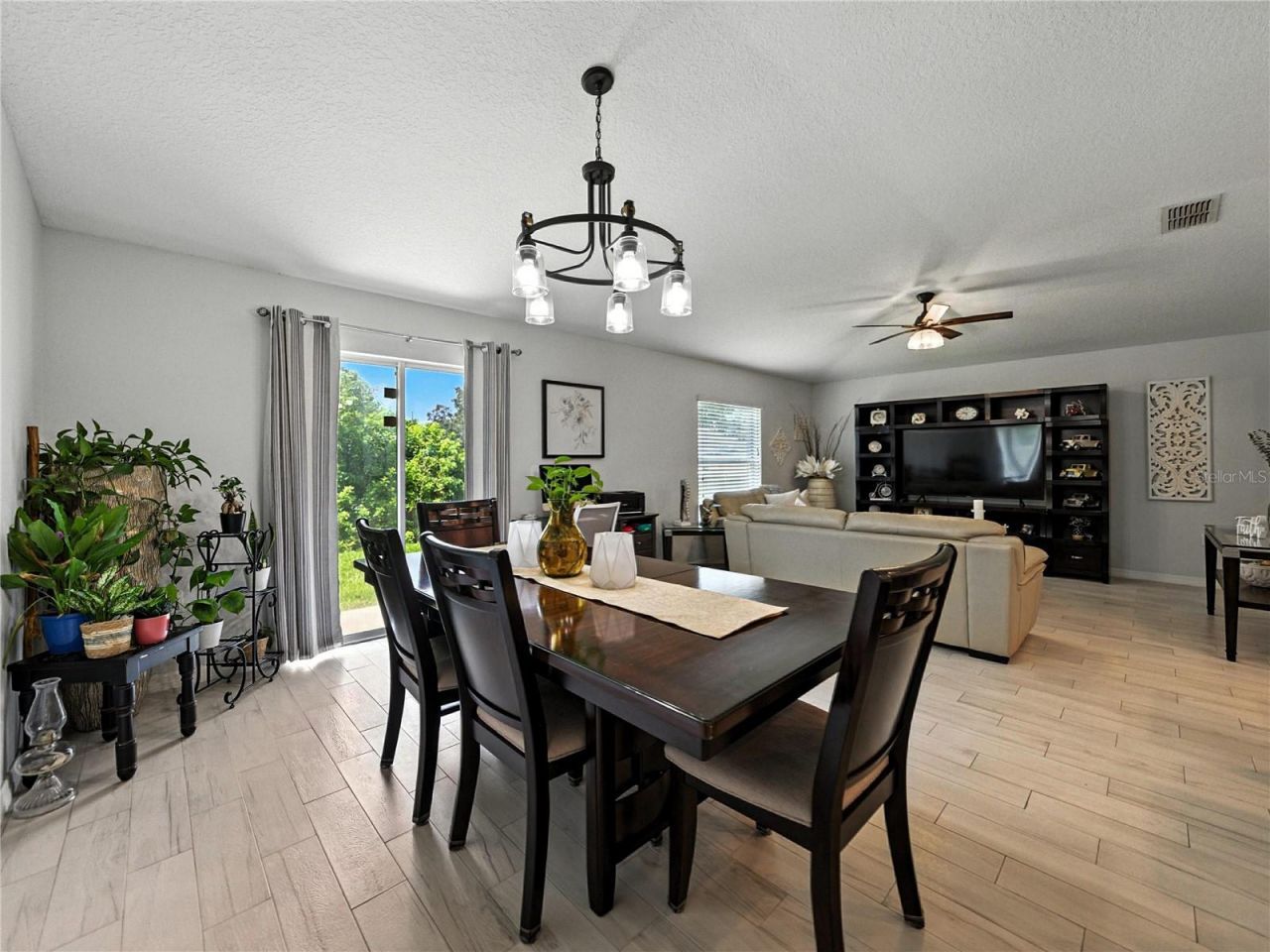 149 Cascade Bend Drive, Ruskin, FL 33570 Photo