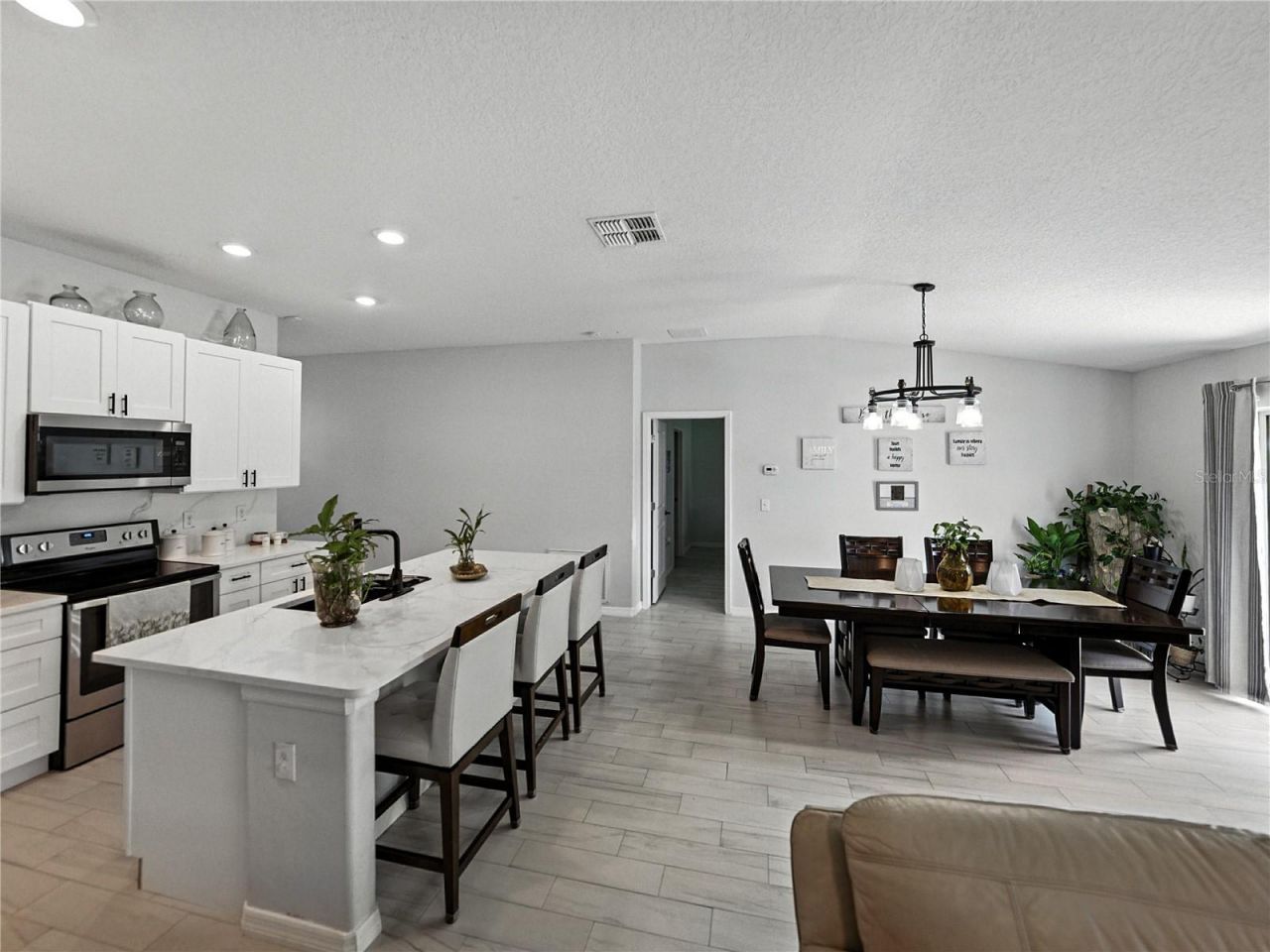 149 Cascade Bend Drive, Ruskin, FL 33570 Photo