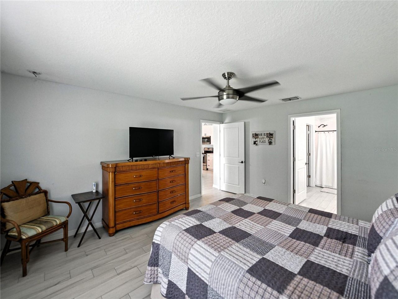 149 Cascade Bend Drive, Ruskin, FL 33570 Photo