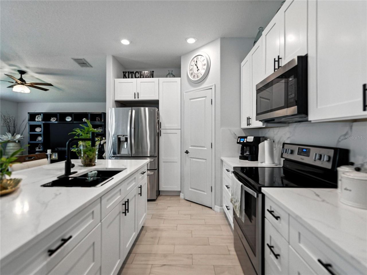 149 Cascade Bend Drive, Ruskin, FL 33570 Photo