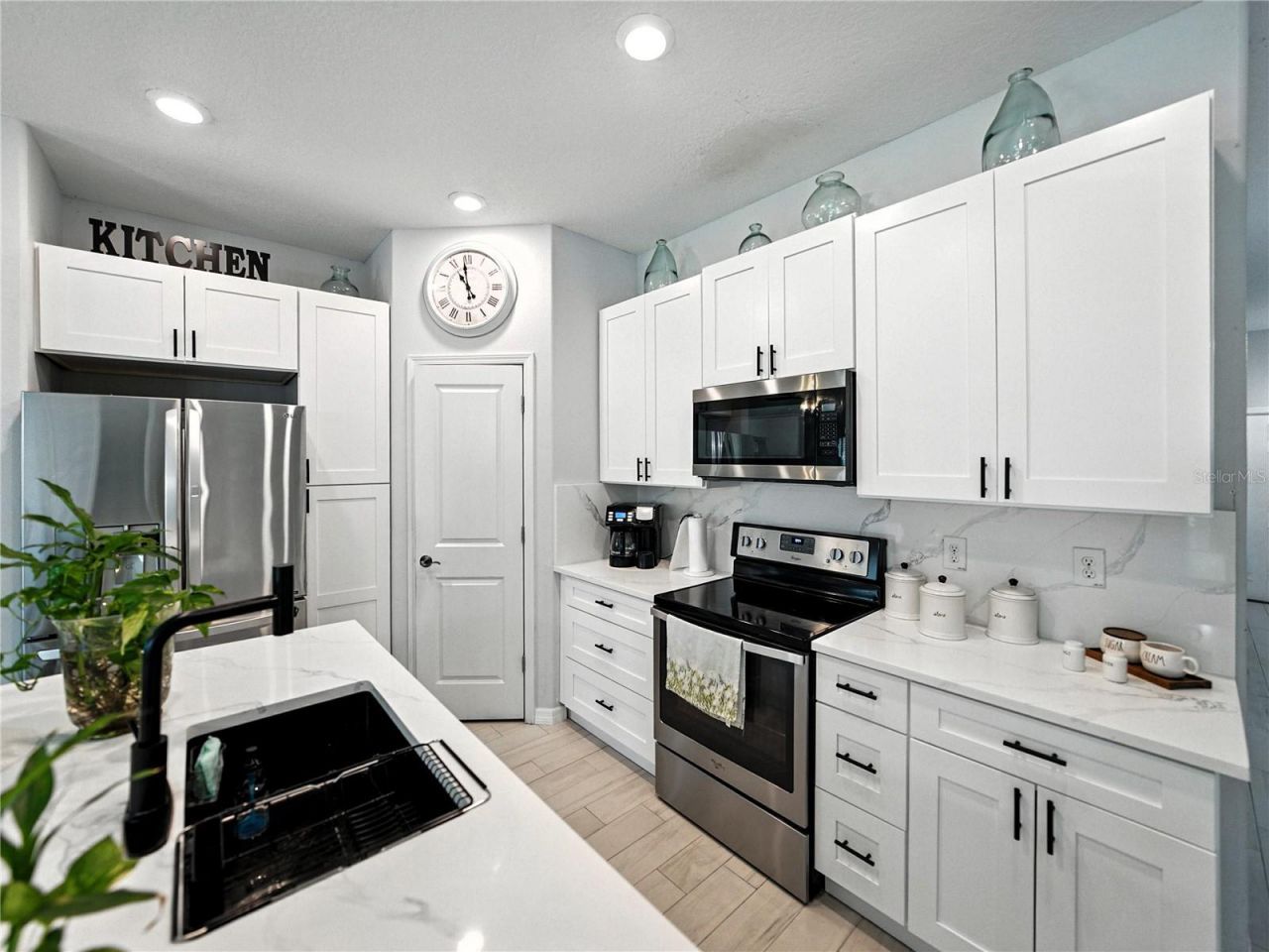 149 Cascade Bend Drive, Ruskin, FL 33570 Photo