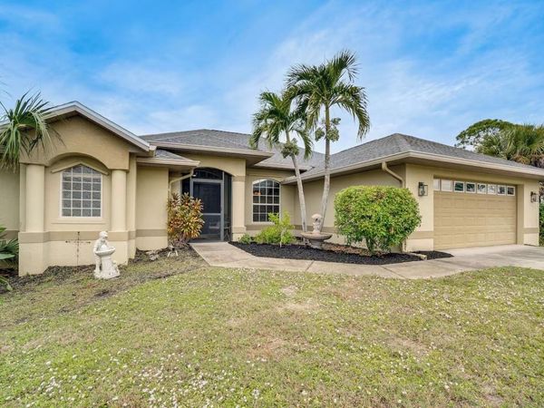 289 W PINE VALLEY LANE, ROTONDA WEST, FL 33947