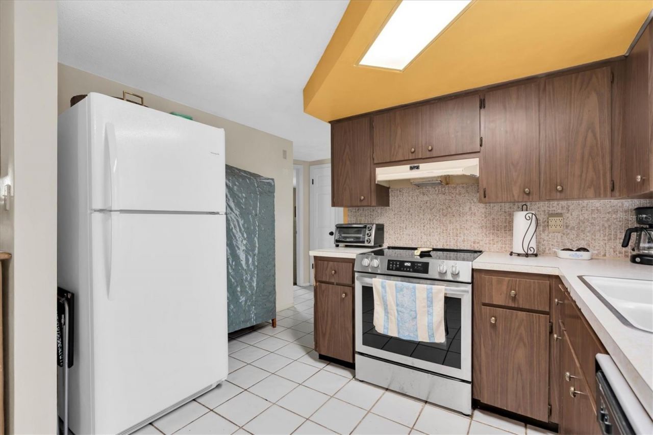 9106 Lunar Lane, Port Richey, FL 34668 Photo