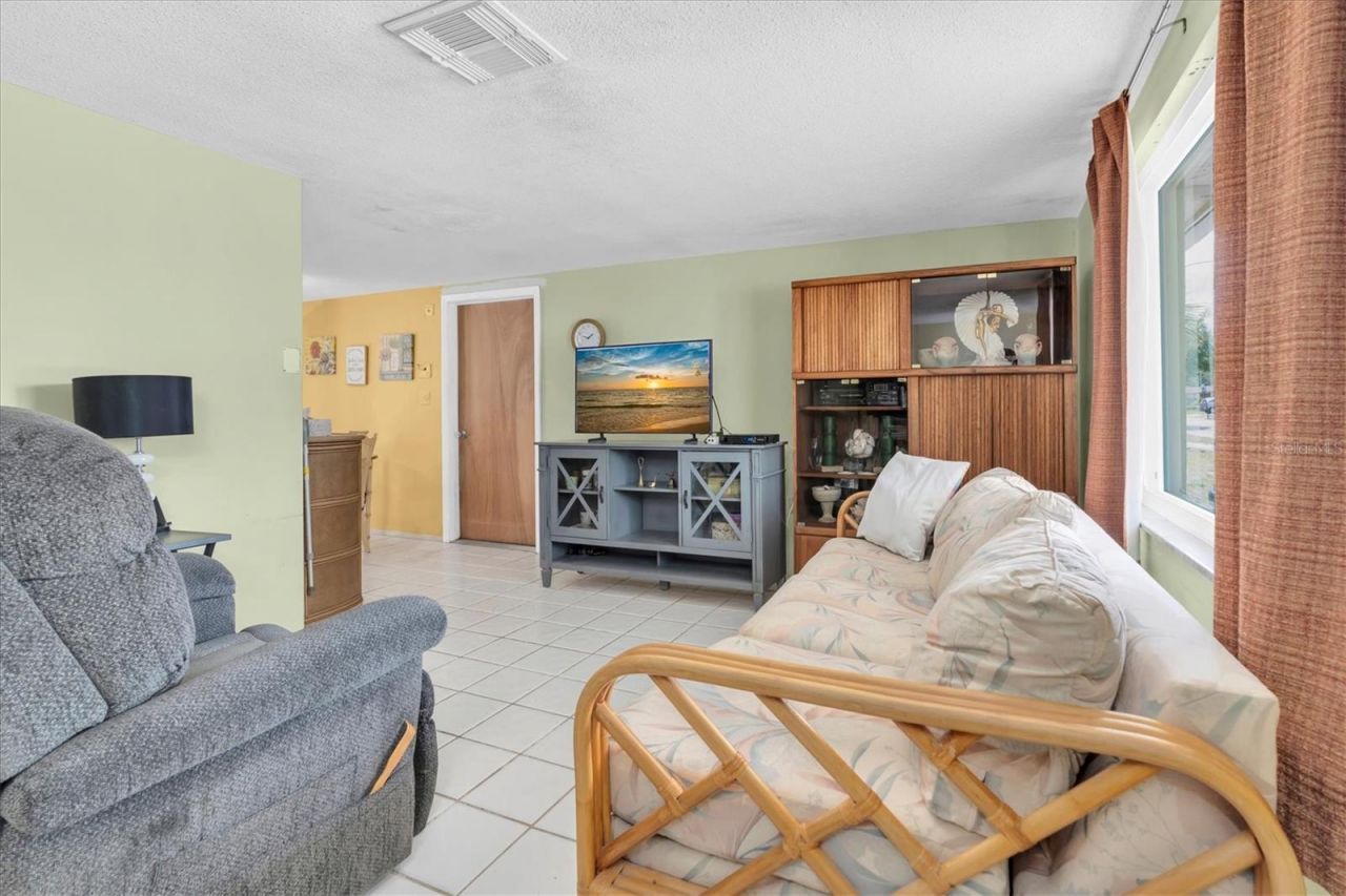 9106 Lunar Lane, Port Richey, FL 34668 Photo
