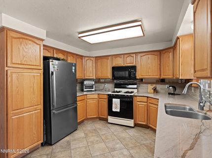152 Paul Way, Carson City, NV 89706 Photo