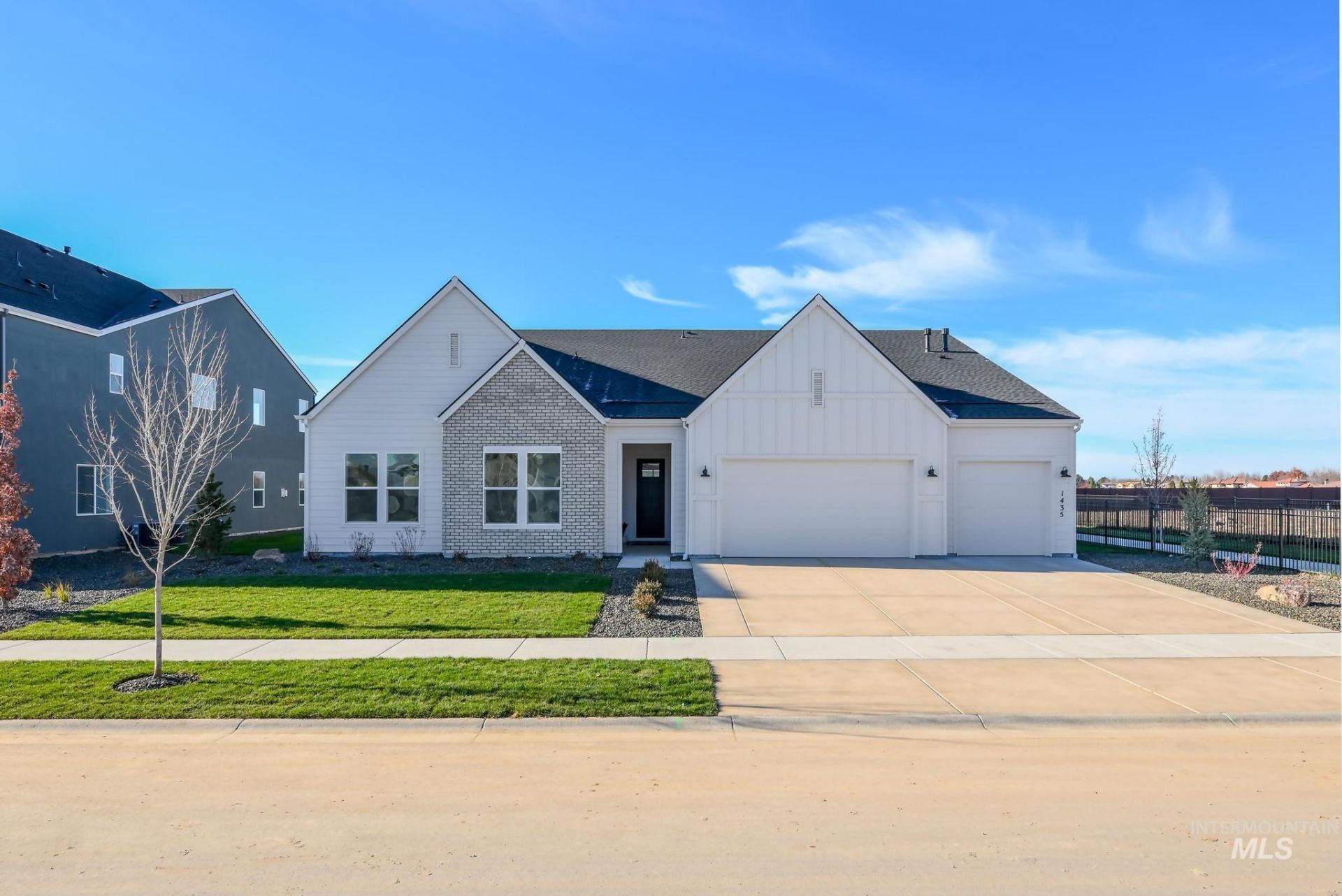 1435 N Shelby Ave, Eagle, ID 83616 Main Photo
