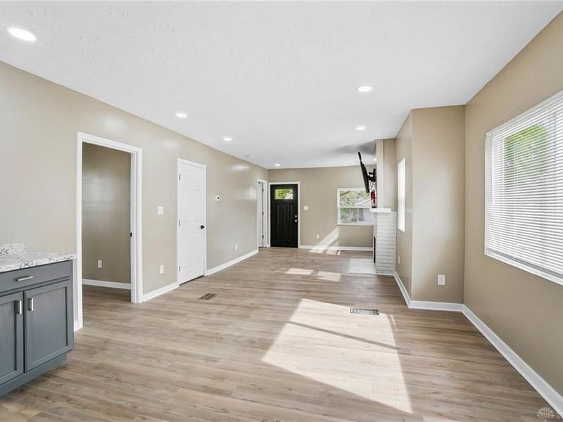 312 E Maplewood Avenue, Dayton, OH 45405 Photo 13