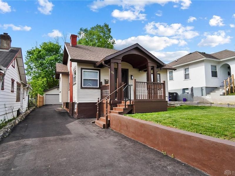 312 E Maplewood Avenue, Dayton, OH 45405 Photo 2