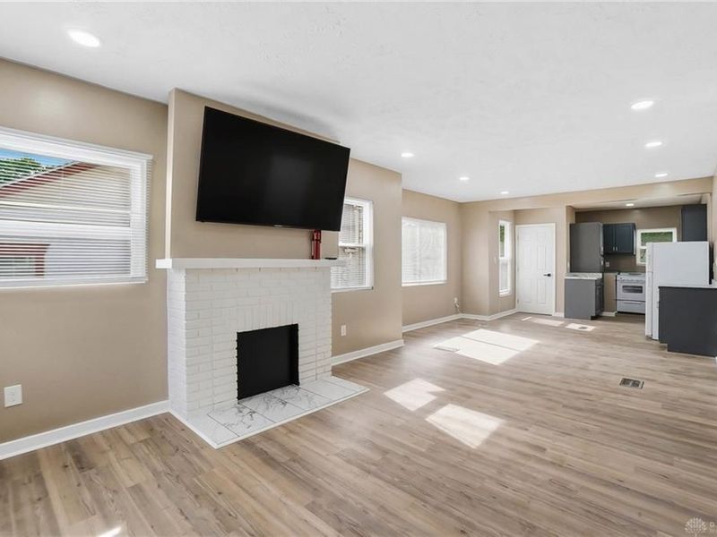 312 E Maplewood Avenue, Dayton, OH 45405 Photo 5