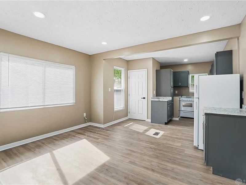 312 E Maplewood Avenue, Dayton, OH 45405 Photo 8