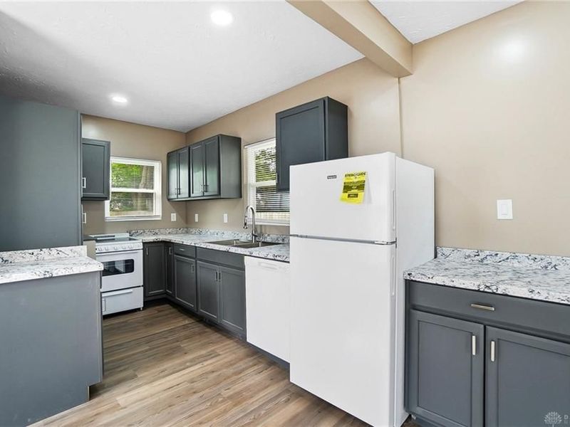 312 E Maplewood Avenue, Dayton, OH 45405 Photo 9