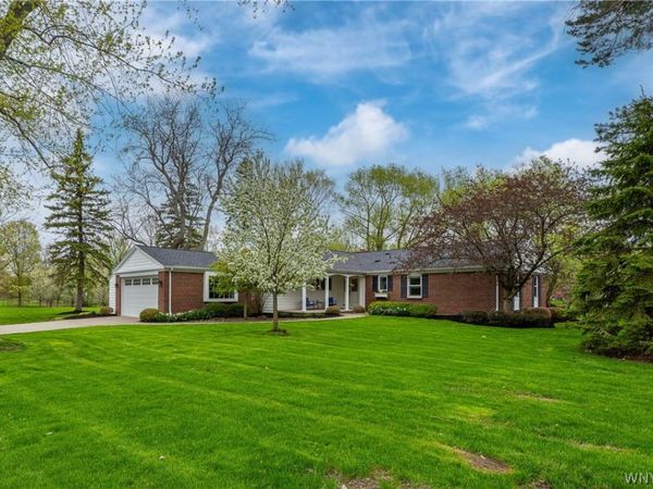 5 Knollwood Lane, Buffalo, NY 14221