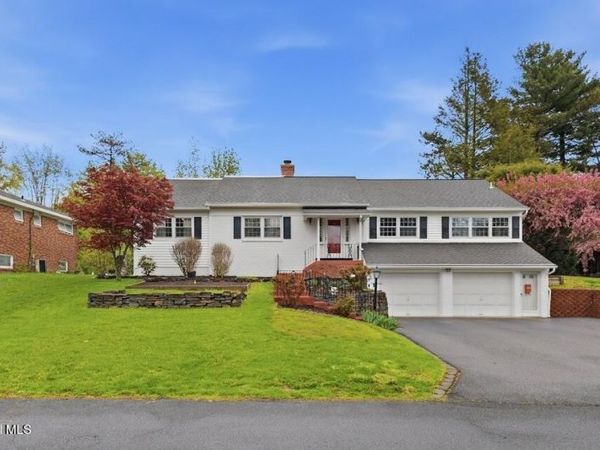 7 Harding Street, Albany, NY 12208