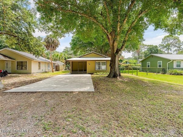 16 45th Avenue , Vero Beach, FL 32968