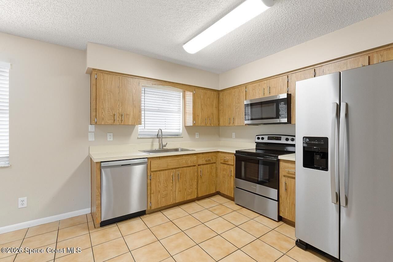 16 45th Avenue, Vero Beach, FL 32968 Photo
