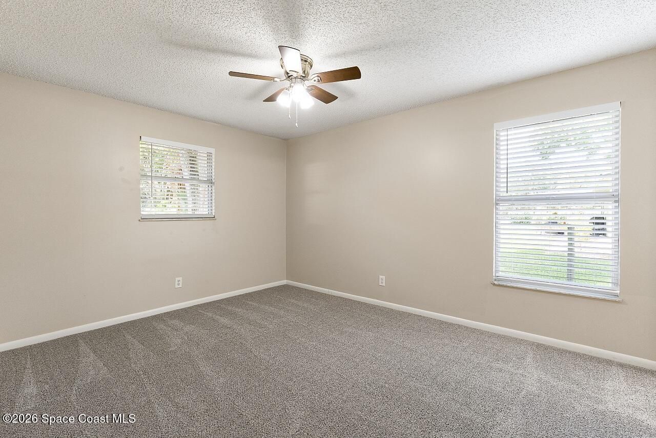 16 45th Avenue, Vero Beach, FL 32968 Photo