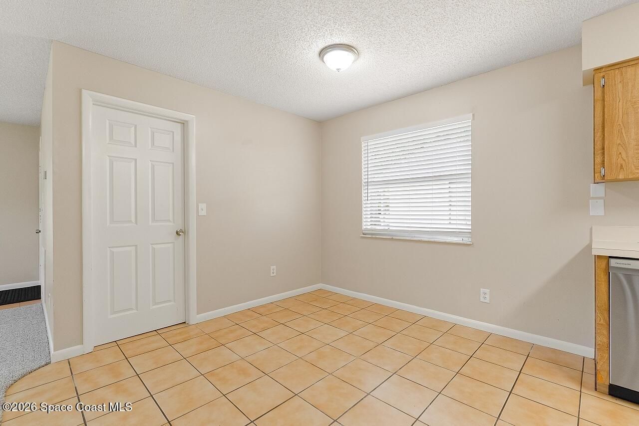 16 45th Avenue, Vero Beach, FL 32968 Photo