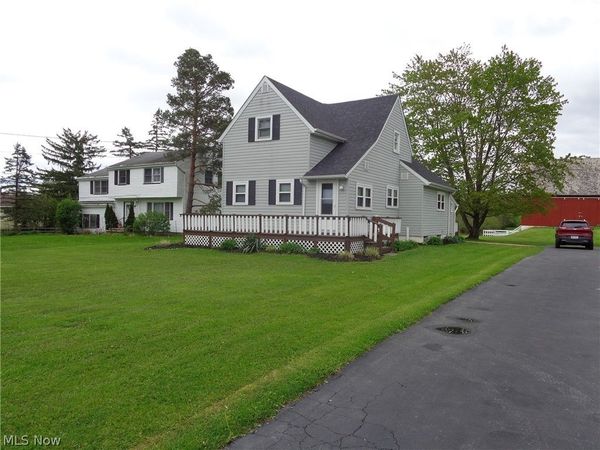 3303 Akins Road, North Royalton, OH 44133