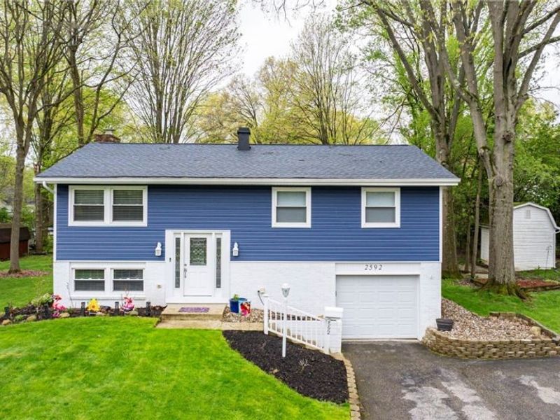 2592 Cherry Blossom Circle , Stow, OH 44224 Photo 2