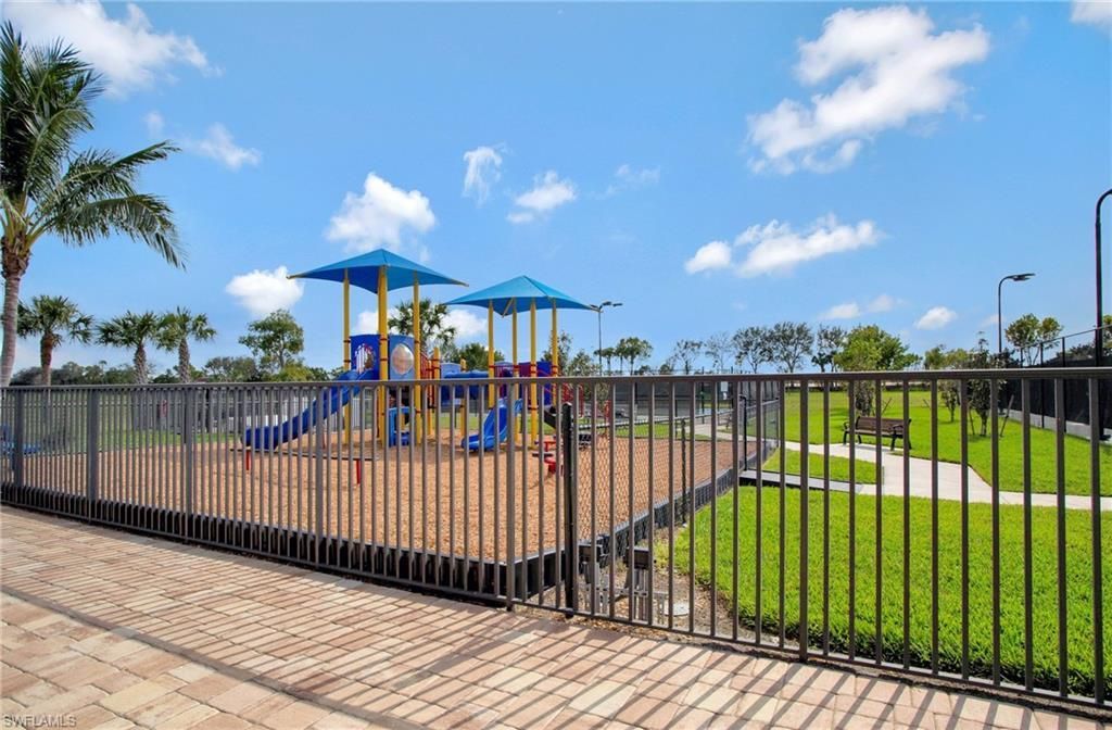 14688 Cantabria Dr, Fort Myers, FL 33905 Photo