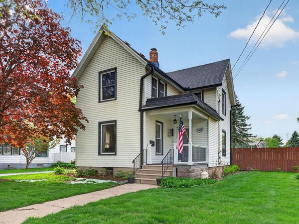 525 W HURLBUT Avenue, BELVIDERE, IL 61008