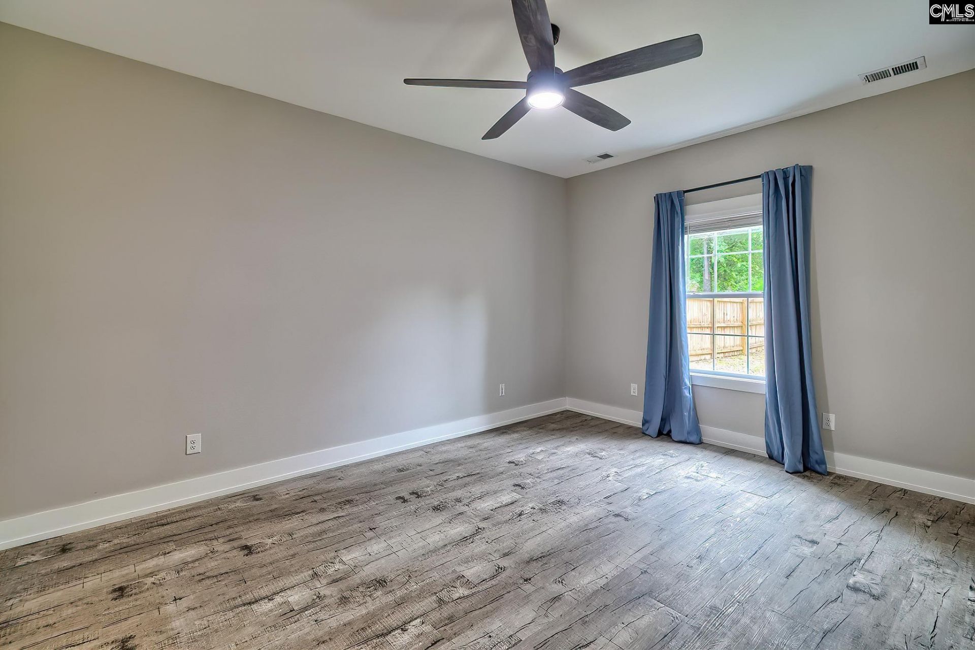1023 Woodland Drive Photo 13