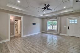 1023 Woodland Drive photo 4